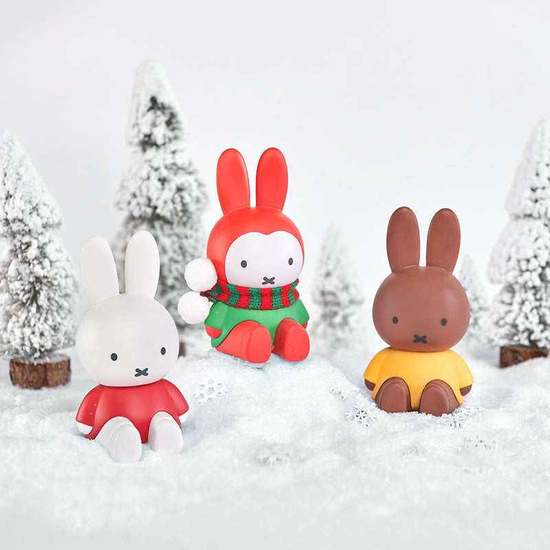 Miffy Winter Phone-Stand Series Figures