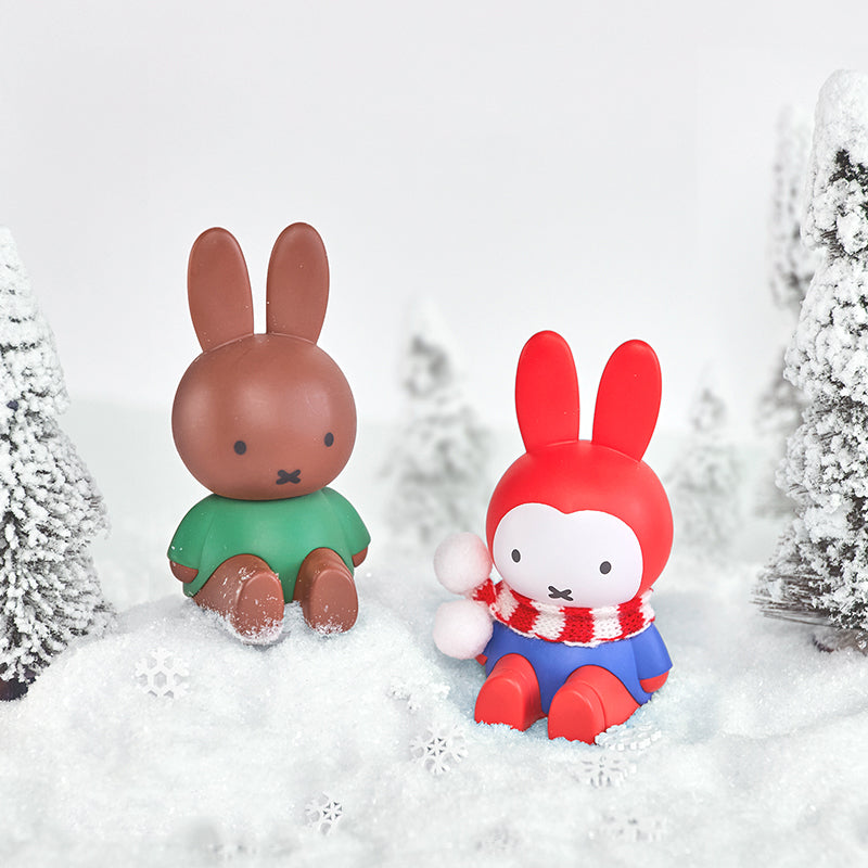 Miffy Winter Phone-Stand Series Figures