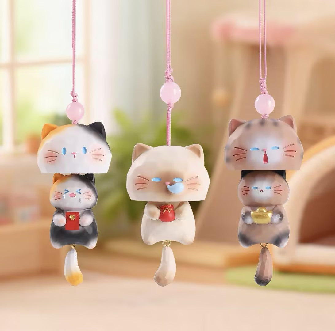 Cat playing hide-and-seek Series pendant Figures