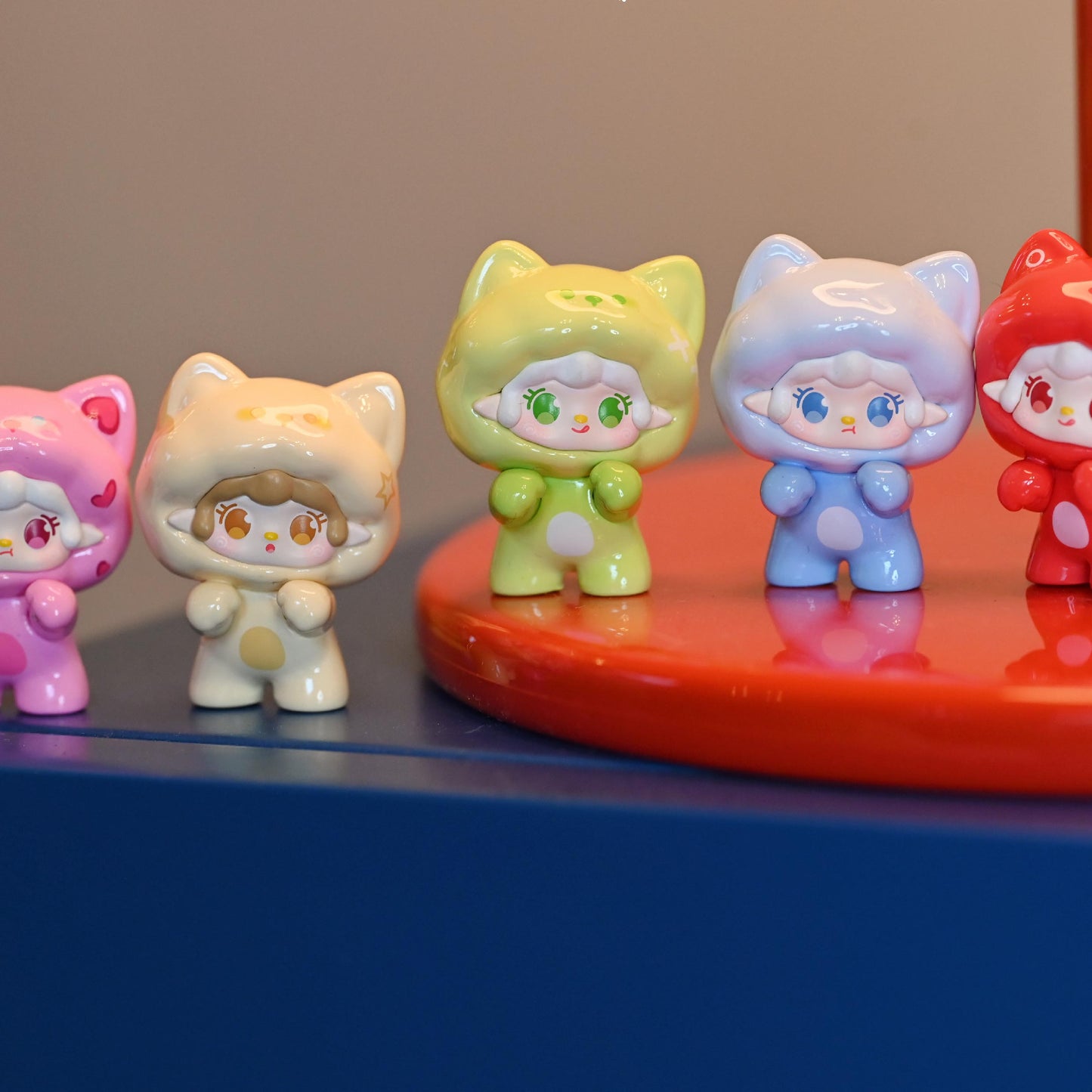 Yooki Cat On The Loose Series Mini Beans Figures